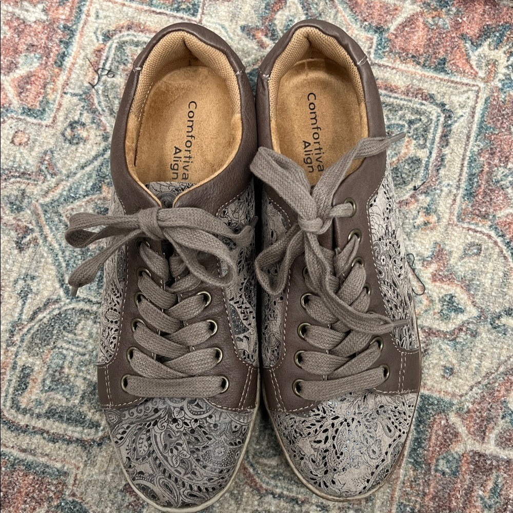 Comfortiva Align Brown Floral Leather Sneakers Womens 8W Lace Up Comfort Shoes